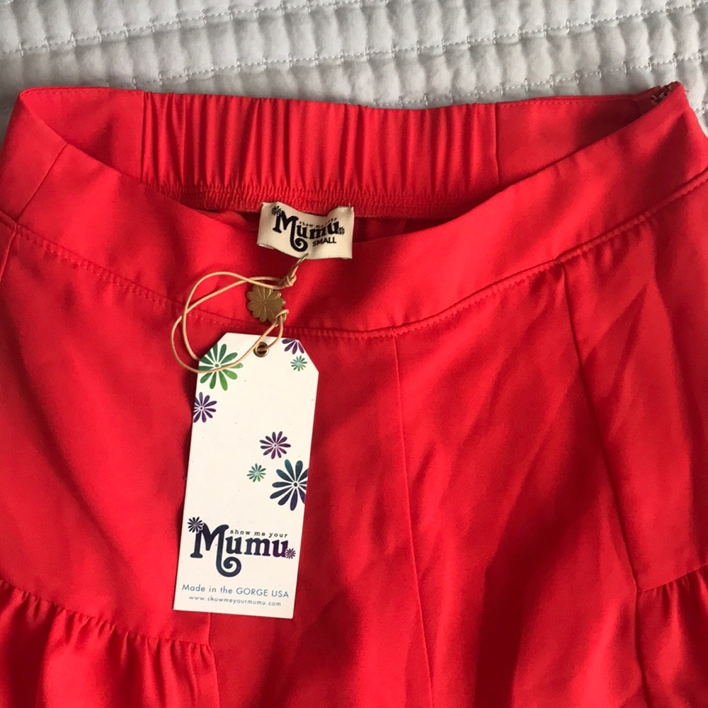 Red ‘Show Me Your MuMu’ Shorts - Picture 3 of 7